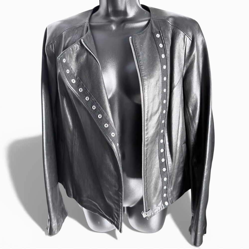DVF Diane von Furstenberg Emily Black Studded Leather Jacket Size 6 NWOT - Picture 2 of 5